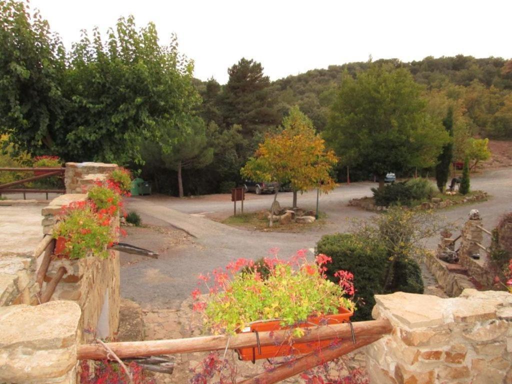 Camping Casa Fausto Cerca De Dinopolis Formiche Alto Exterior photo