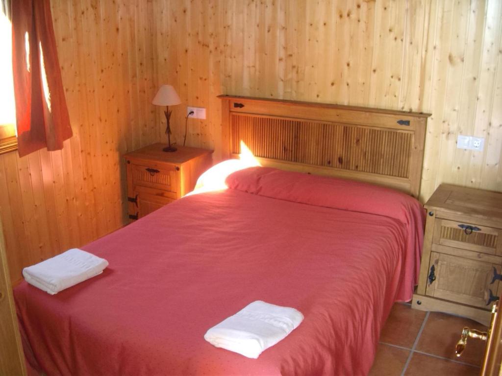 Camping Casa Fausto Cerca De Dinopolis Formiche Alto Room photo