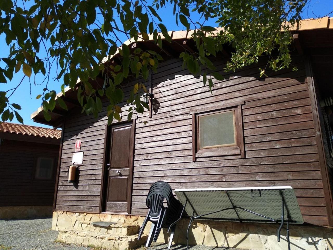 Camping Casa Fausto Cerca De Dinopolis Formiche Alto Exterior photo
